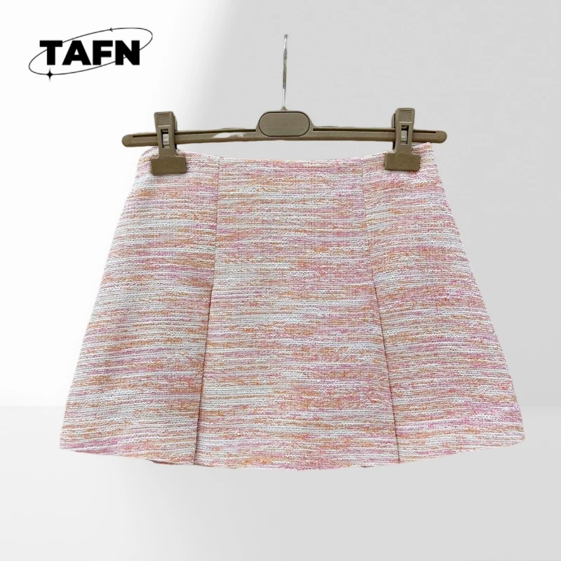 

The Short Skirt Is Beautiful, Exquisite, Trendy and Simple, 25 Popular, Fashion Beautiful Cashmere Advanced Texture AD1410