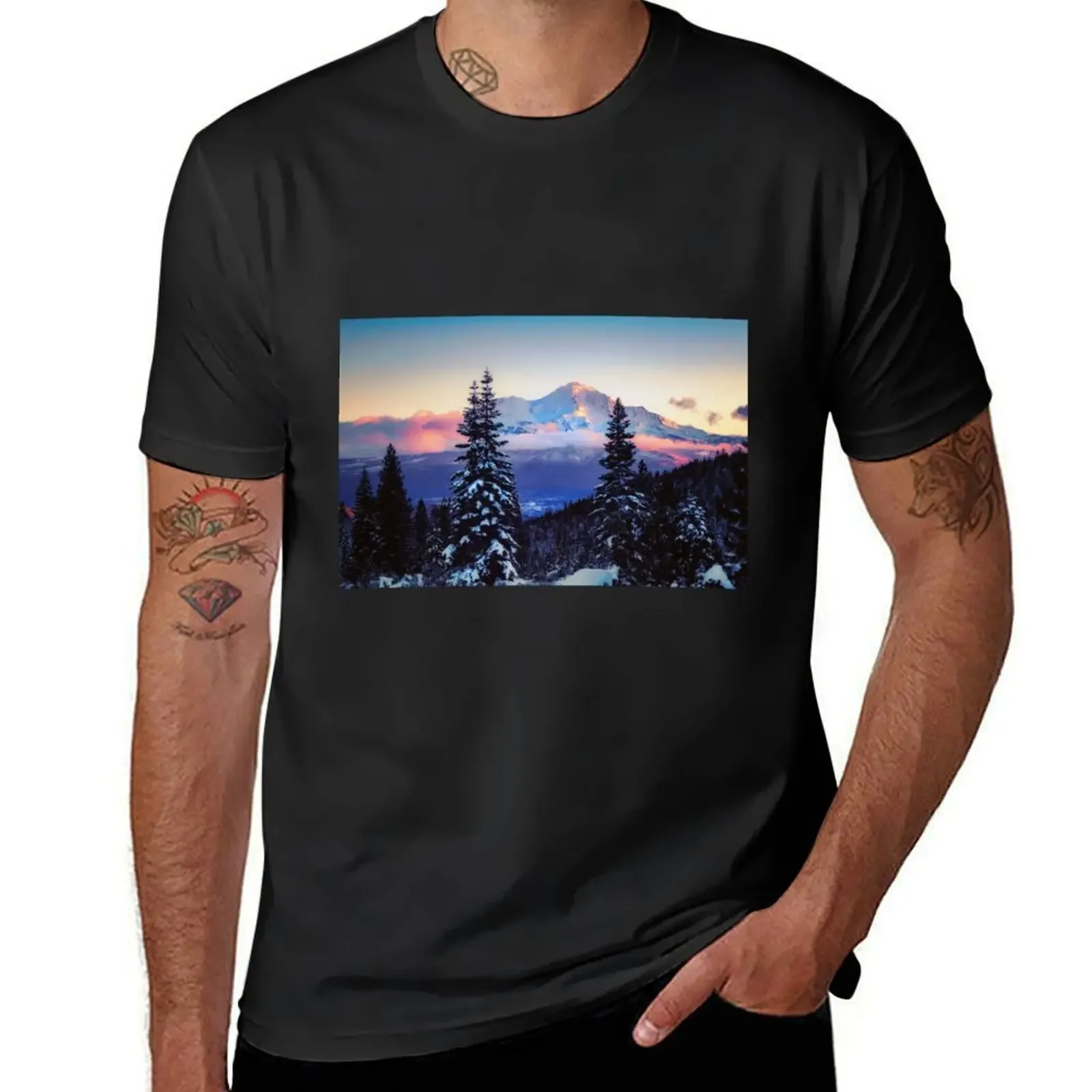 A Glimpse of Mt. Shasta City and Mount Shasta T-Shirt heavyweights customs boys whites new edition Short sleeve tee men