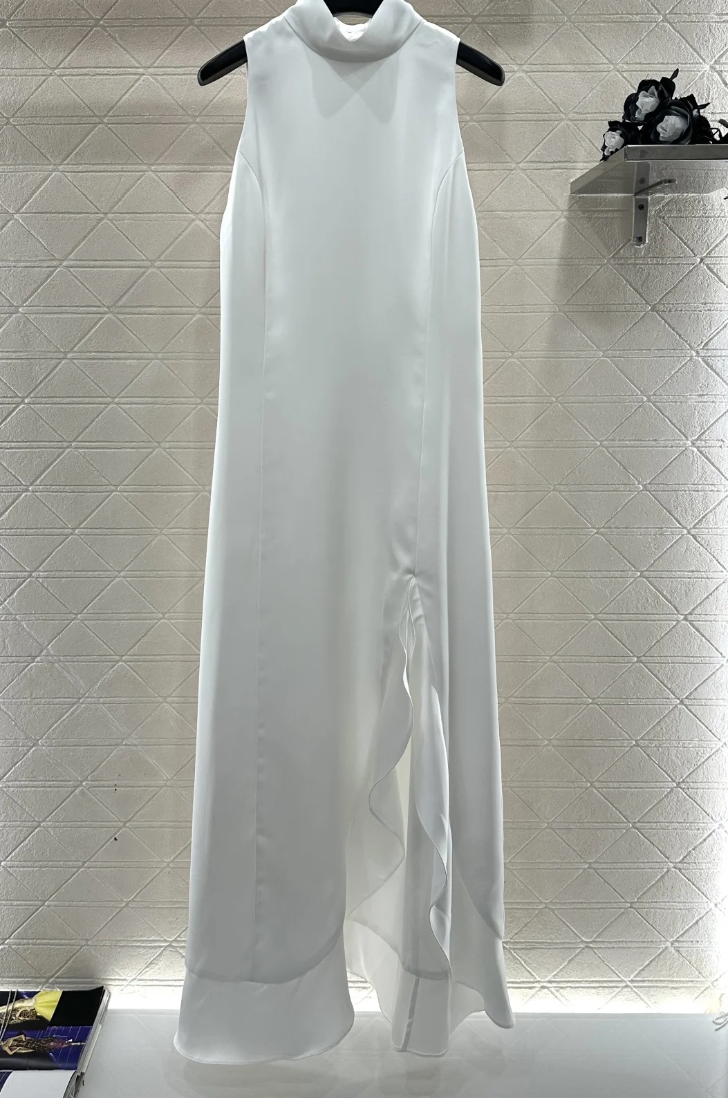 

New fashionable and elegant silk slit hanging neck long versatile slimming dress for women
