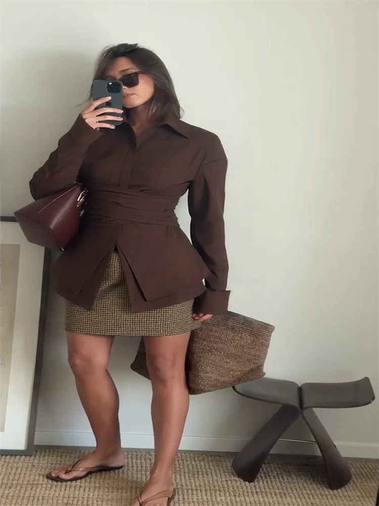 우아한 사무실 여성 셔츠 솔리드 Laple 허리 Cinching 전체 소매 여성 셔츠 2025 봄 패션 신사 숙녀 통근자 착용