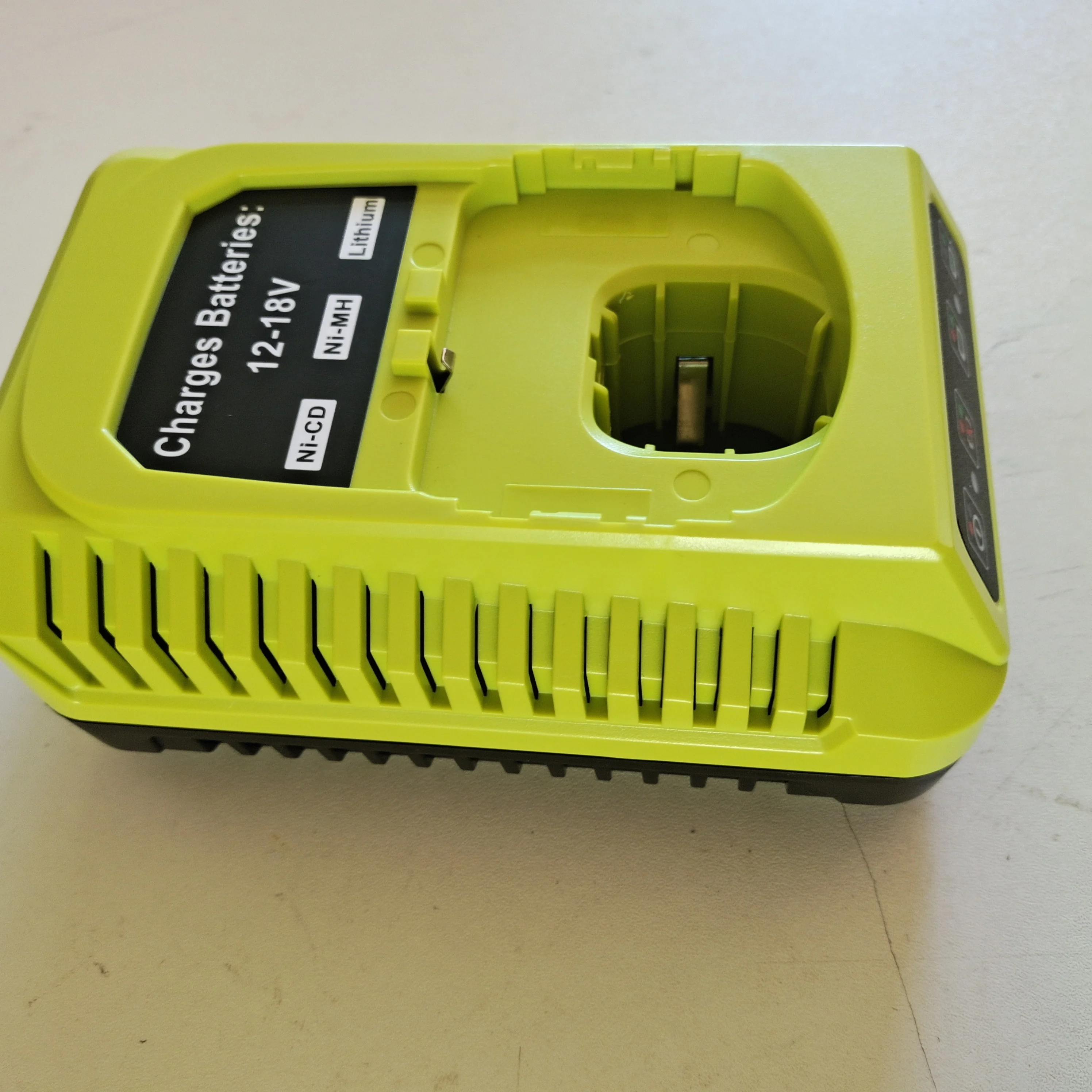 charger For Ryobi Replacement Charger for Ryobi Ni-CD Ni-MH Li-ion 14.4V 18V Battery P107 P108  P108 ONE+ P110 3A fast charging