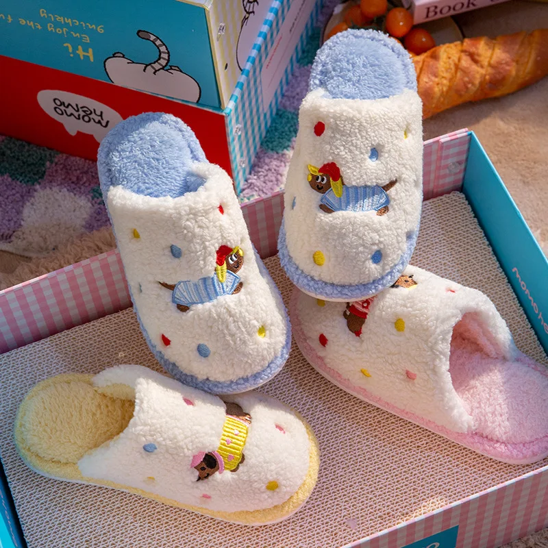 شباشب نسائية شتوية على شكل قلب لعام 2025 أحذية بنعل ناعم كتم الصوت أحذية داخلية مريحة ولطيفة صامتة لغرفة المعيشة #1