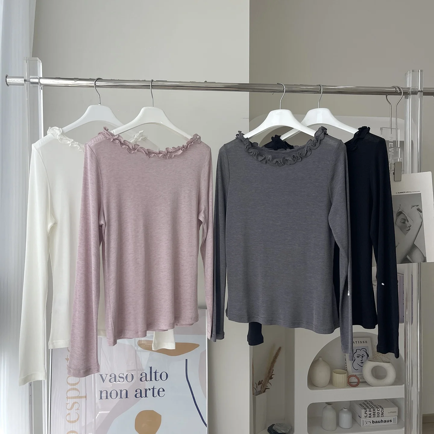 

Feather-Light Knitted Base Shirt round Neck Pleated Versatile Slimming Top Commute Shirt Straight Cut Long Sleeve Casual Blouse