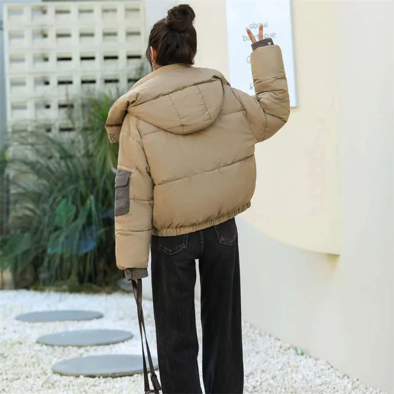 Korte Katoenen Gewatteerde Jas Dames 2026 Herfst Winter Nieuwe Down Jas Vrouwen Parka Explosies Mode Uitloper Casual Capuchon Overwear