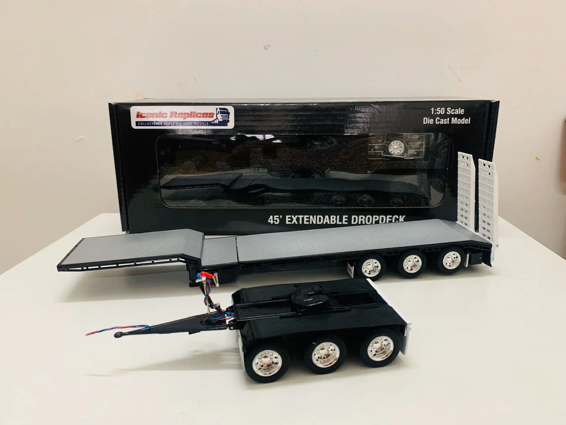 Die-Cast modelo de caminhão colecionável em preto, extensível Drop Deck, Trailer com 3 eixos, réplica icônica, CTE, escala 1:50, 45 \', novo na caixa