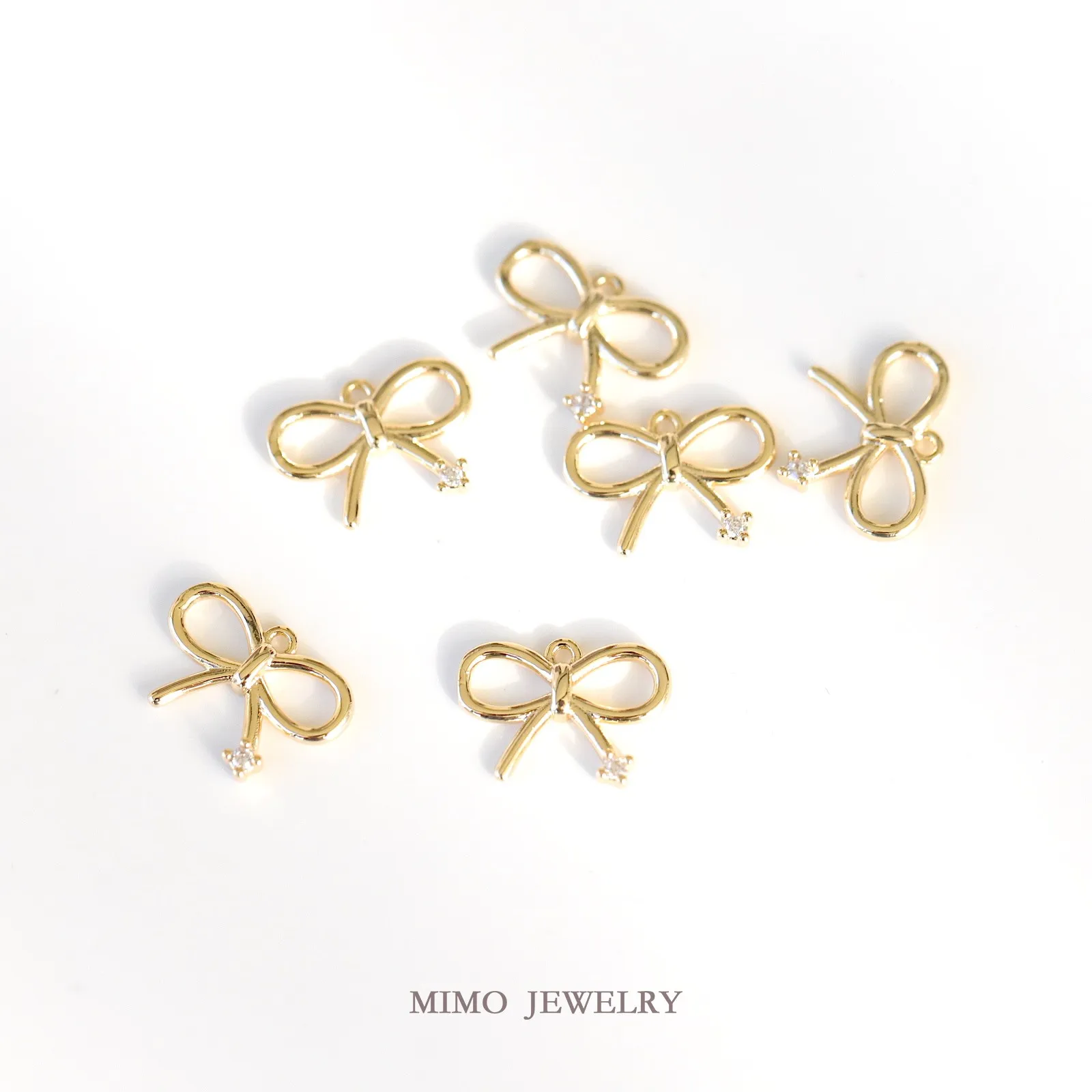 Cute and Sweet Diamond Zircon Bow Pendant Slips Charms Pendant Supplies DIY Hand Brass Gold Plated Accessories 12x8.5mm
