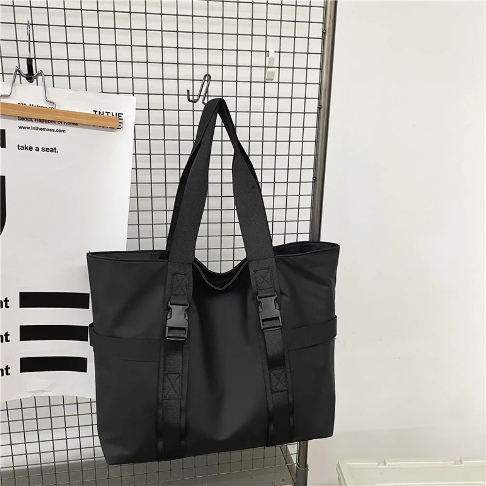 

Simple Waterproof Male Tote Bag Large Capacity Oxford Cloth Men Shoulder Bag Simple Commuting Nylon Duffle Bag Streetwear