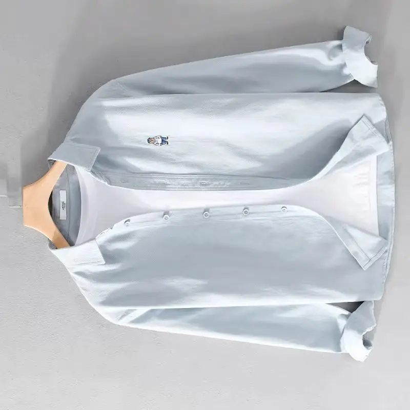 

Новая стильная повседневная рубашка с вышивкой и длинным рукавом для мужчин, модная и удобная верхняя одежда, быстрая доставка.