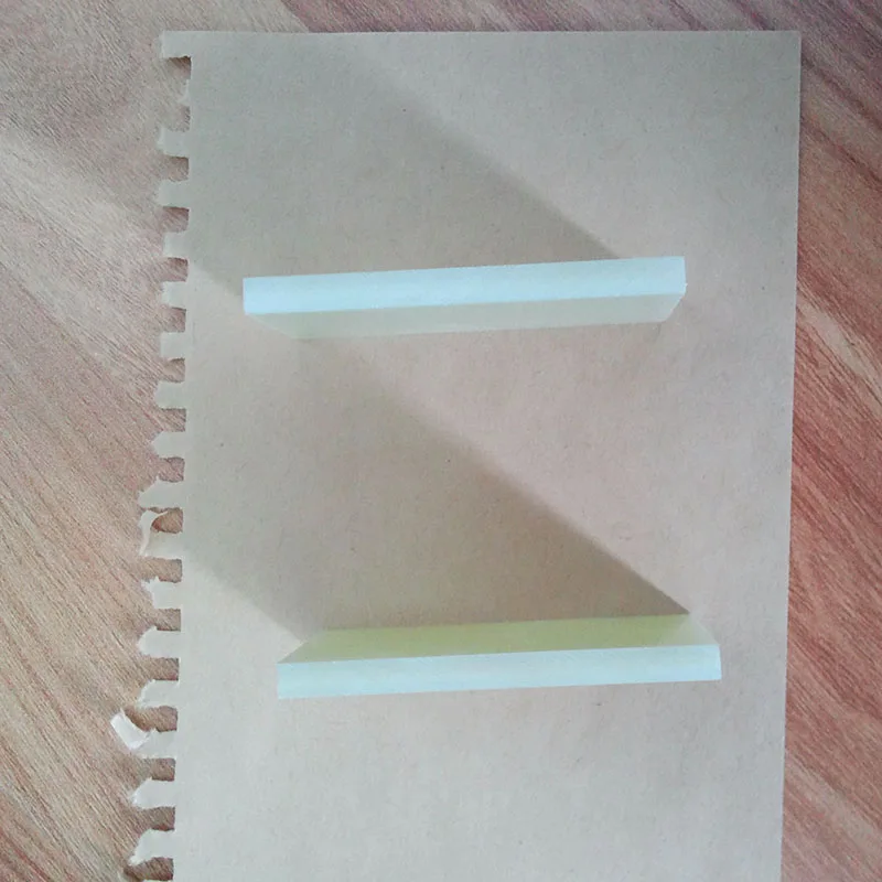 LNB円偏波と線偏波の間の変換用誘電体プレート