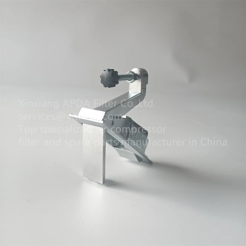 Hot Sale Metal Material Door Latch 39133954 for Screw Air Compressor