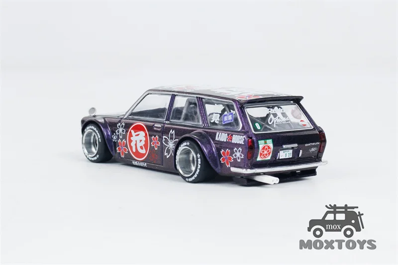 Kaido House x MINI GT 1:64 Datsun KAIDO 510 Wagon Hanami V3 Diecast Model samochodu