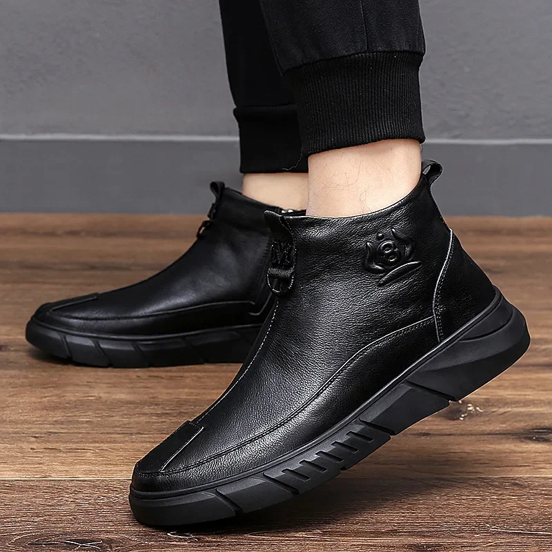 Autumn New Shoes for Men Genuine Leather Casual Shoes Fashion High Tops Leather Boots Winter Retro Warm Plush Chelsea Boots