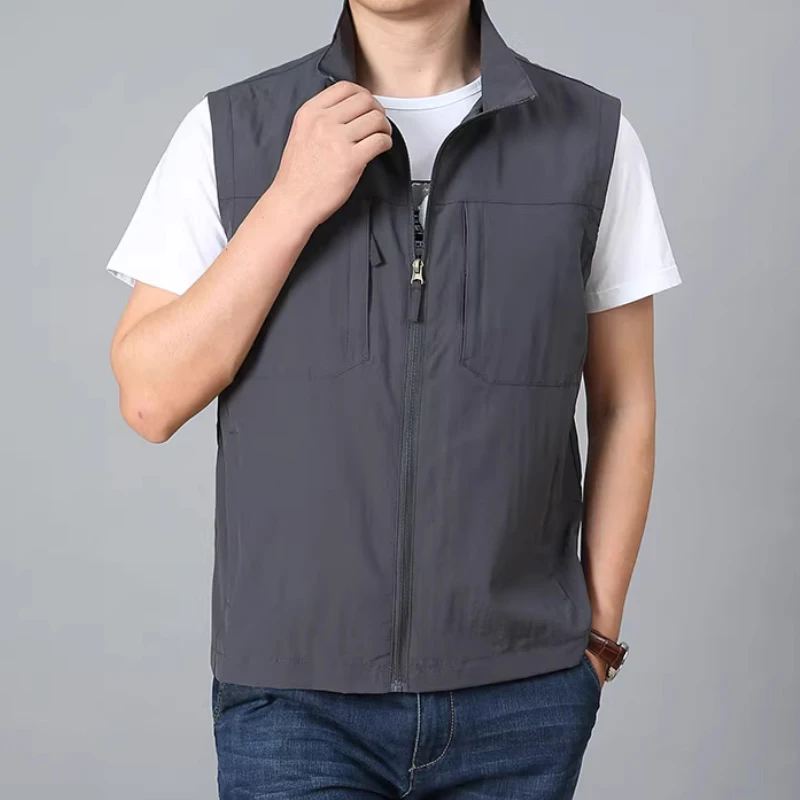 Men's autumn multi bag workwear, oversized loose standing collar vest, outdoor sports photography, fishing, quick drying vest