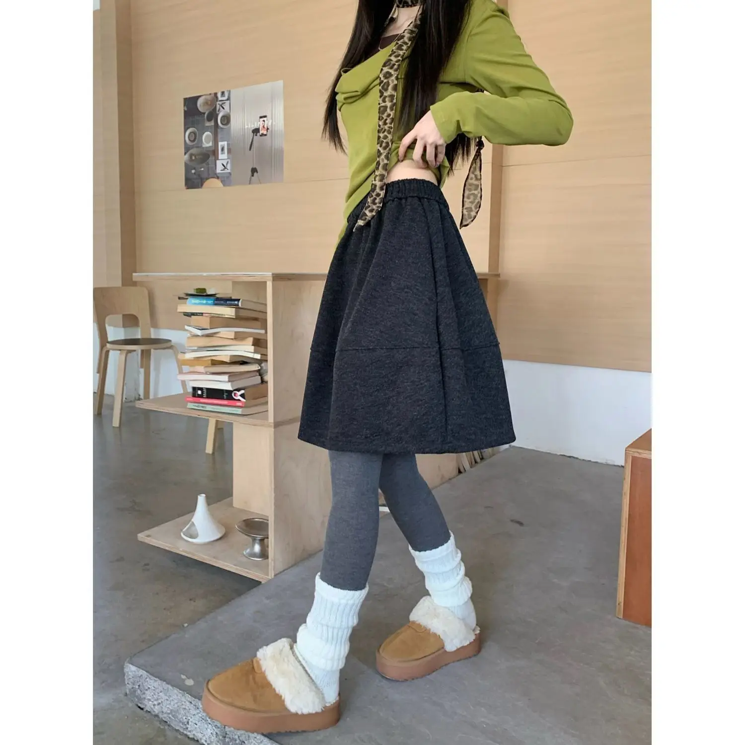 Sweet Grey Woolen High Waist A-Line  Skirt Women's Autumn Winter New Style Slimming Hip Concealing Flower Bud Skirt