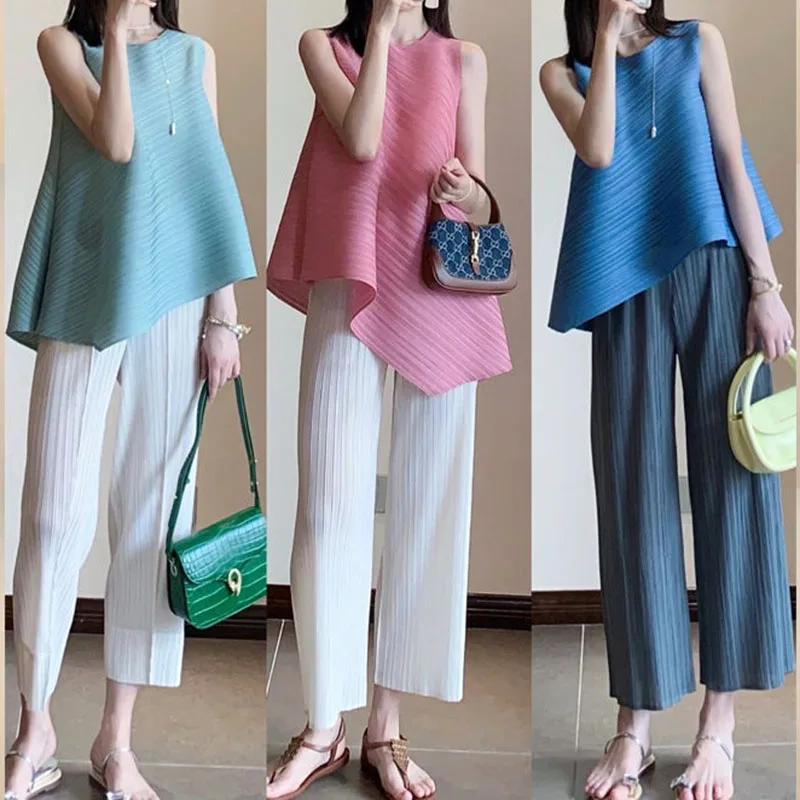 Folding chic top two-piece women's 2024 summer high-grade relaxed leisure fashion wide-leg pants suit