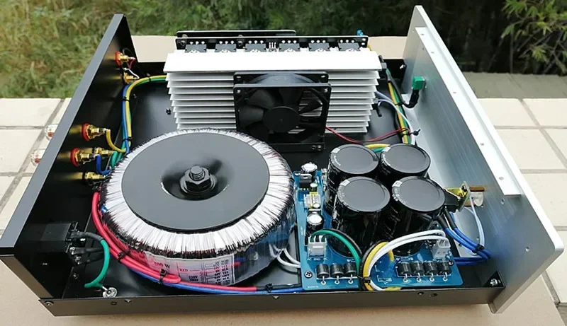 AC220V 500W * 2 высокой мощности HIFI 2,0-канальный домашний стерео аудиоусилитель оригинальный ON NJW0281 NJW0302 или JP TTC5200 TTA1943 лампы