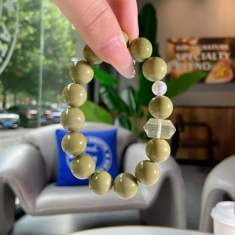 

Natural Matcha Alxa Agate Jade Bracelet Women's Light Luxury Fashion Bracelet Handmade
