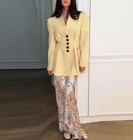 

2025 New Women's Two-Piece Set Fashion Spring Summer Latest Hot Elegant Waist Button Up Suit Printed Long Skirt Two Piece Set