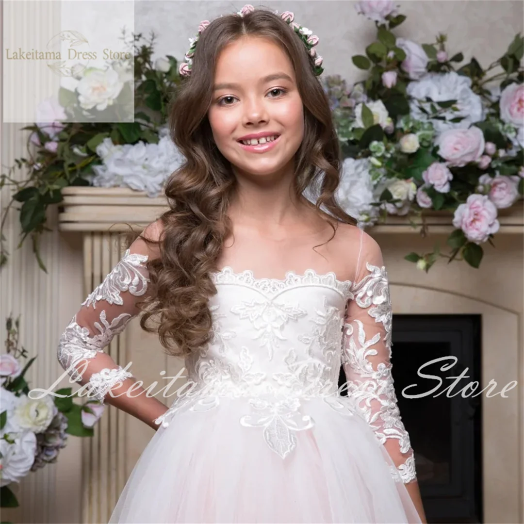 결혼식 생일 첫 번째 꽃의 소녀 드레스 성찬식 가운을위한 테일링 긴 소매가있는 Tulle Puffy Appliques 패턴