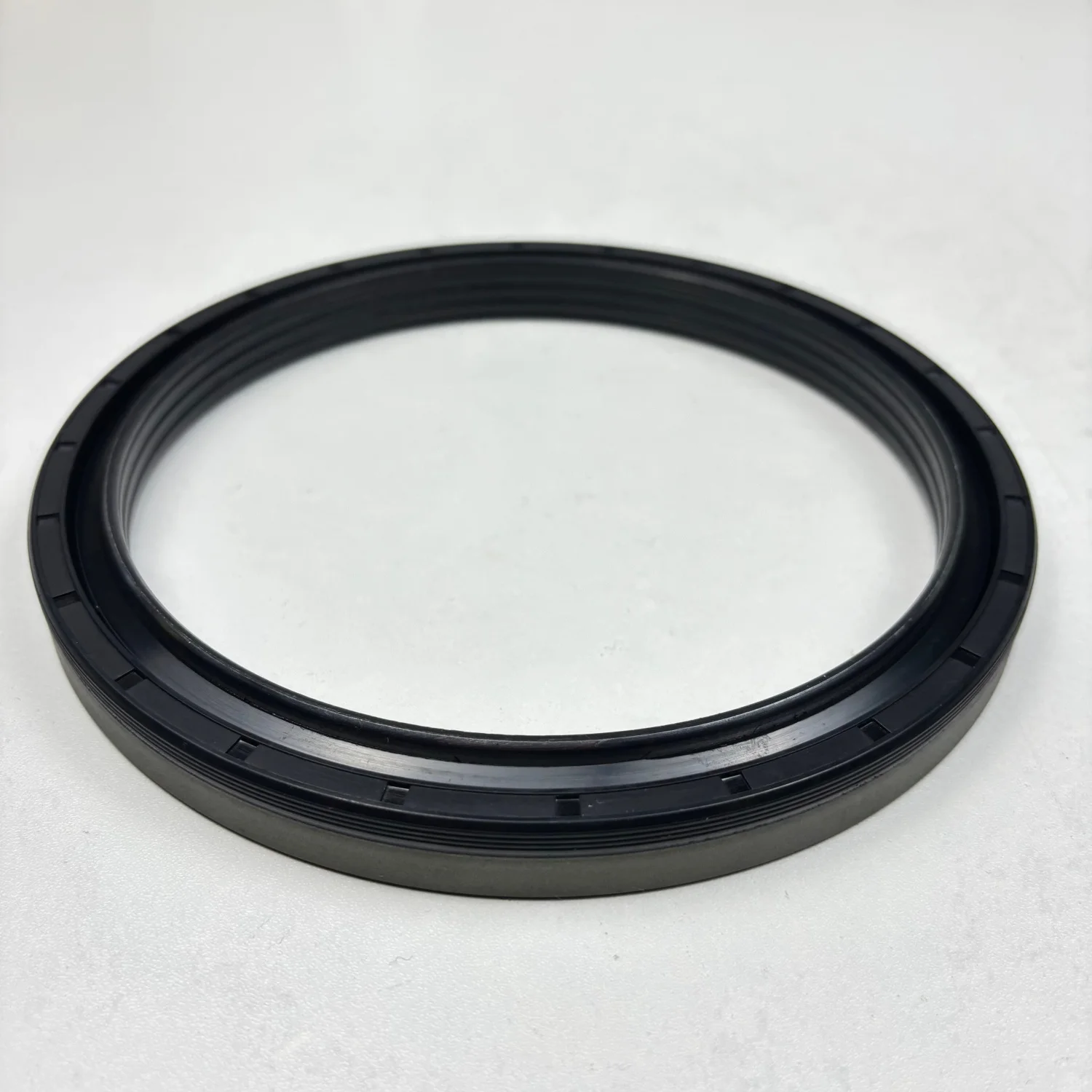 

Axle Seal AL159594 For John Deere 5045D 5045E 5055D 5065E 5075E Tractor