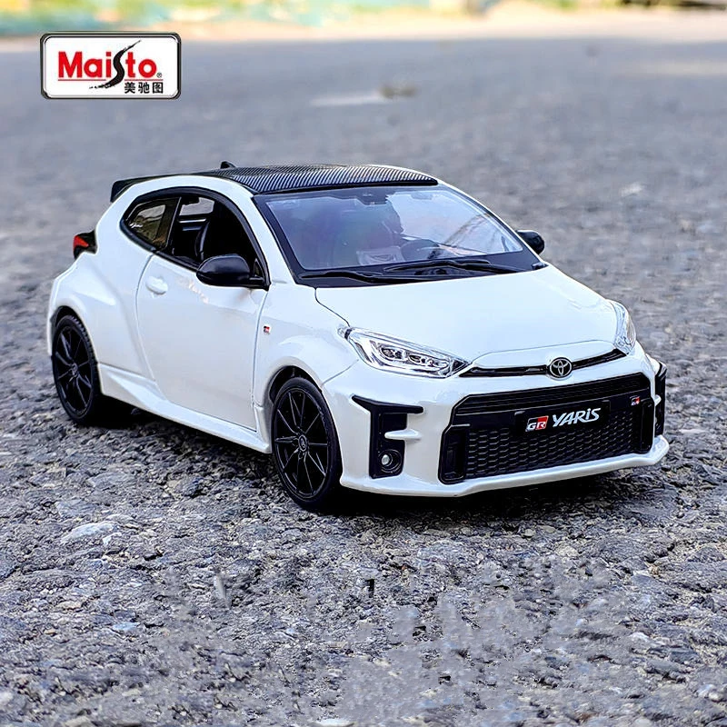 Maisto 1/24 Toyota GR Yaris Alloy Car Model Diecasts Metal Vehicles Car Model High Simulation Miniature Scale Childrens Toy Gift