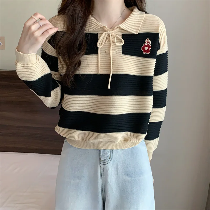 New Fashion Stripe POLO Neck Women Loose Sweater with independent design Korean Sweetheart Embroidered Knitwear Shirt