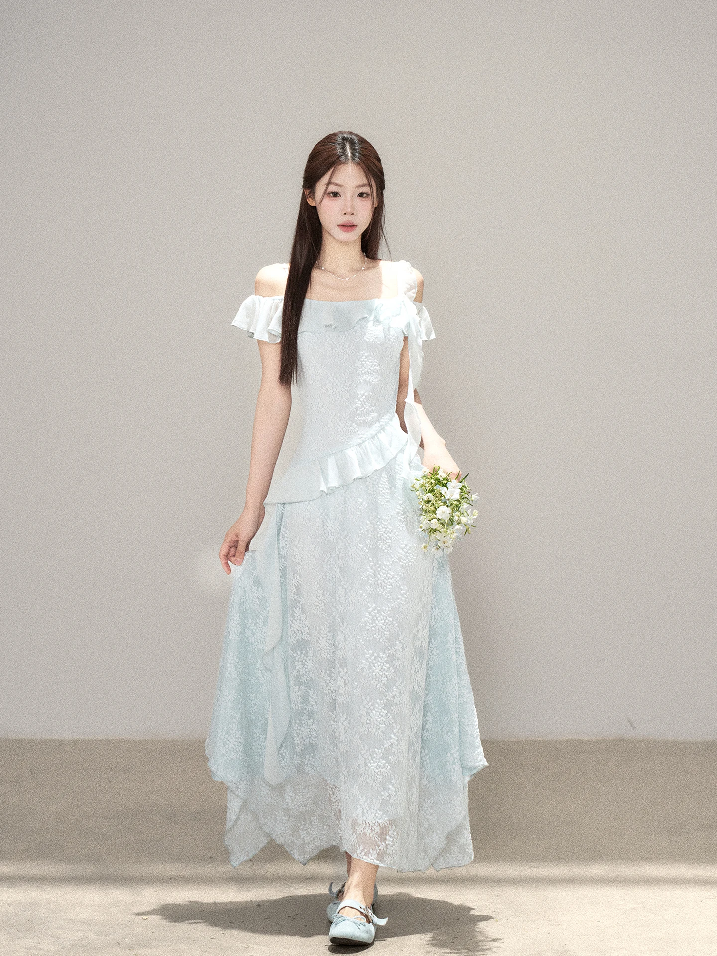 

Синее женское летнее платье на одно плечо в нежном стиле, новое, с мягкой талией, из мягкой ткани A-Li от Small Wild Berry