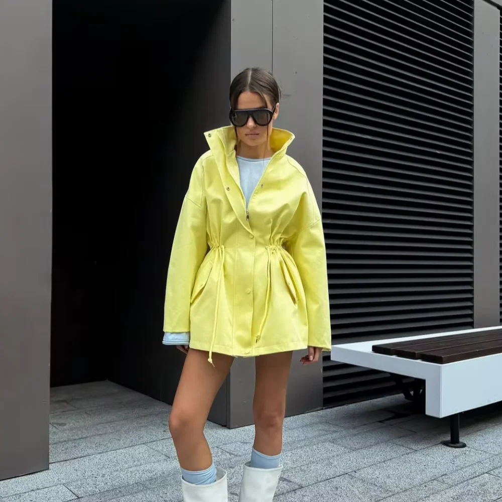 

Желтый ветрозащитный женский шикарный повседневный воротник-стойка с лацканами, однобортное пальто с завязкой на талии, 2025 г., женская уличная одежда