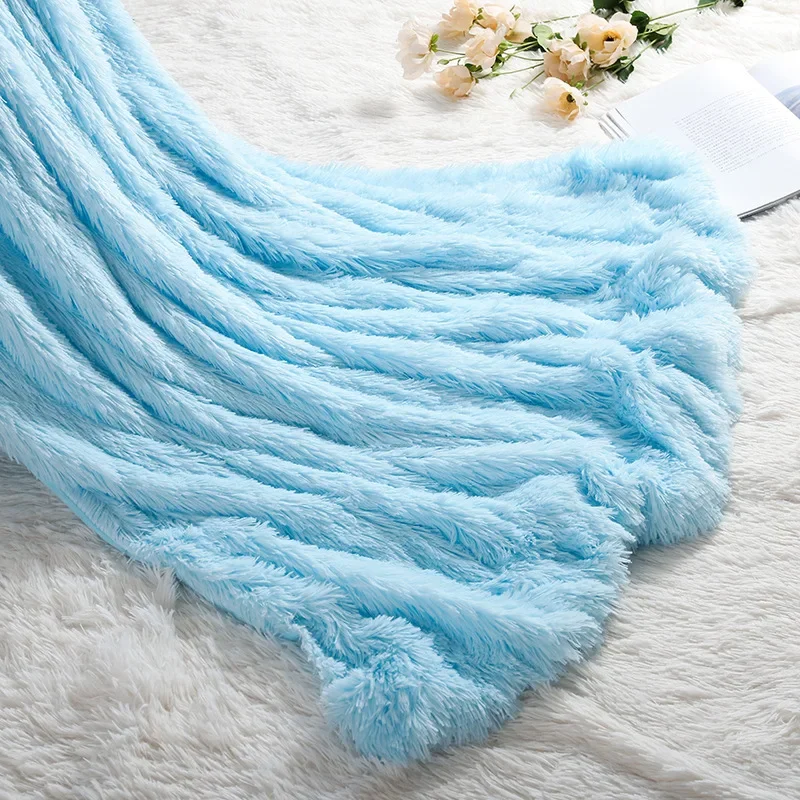 2023 New Super Soft Warm Fur Blanket Fluffy Shaggy Sofa Blankets Bed Bedspread Beige White Warm Bedding Sheet Cozy Blanket