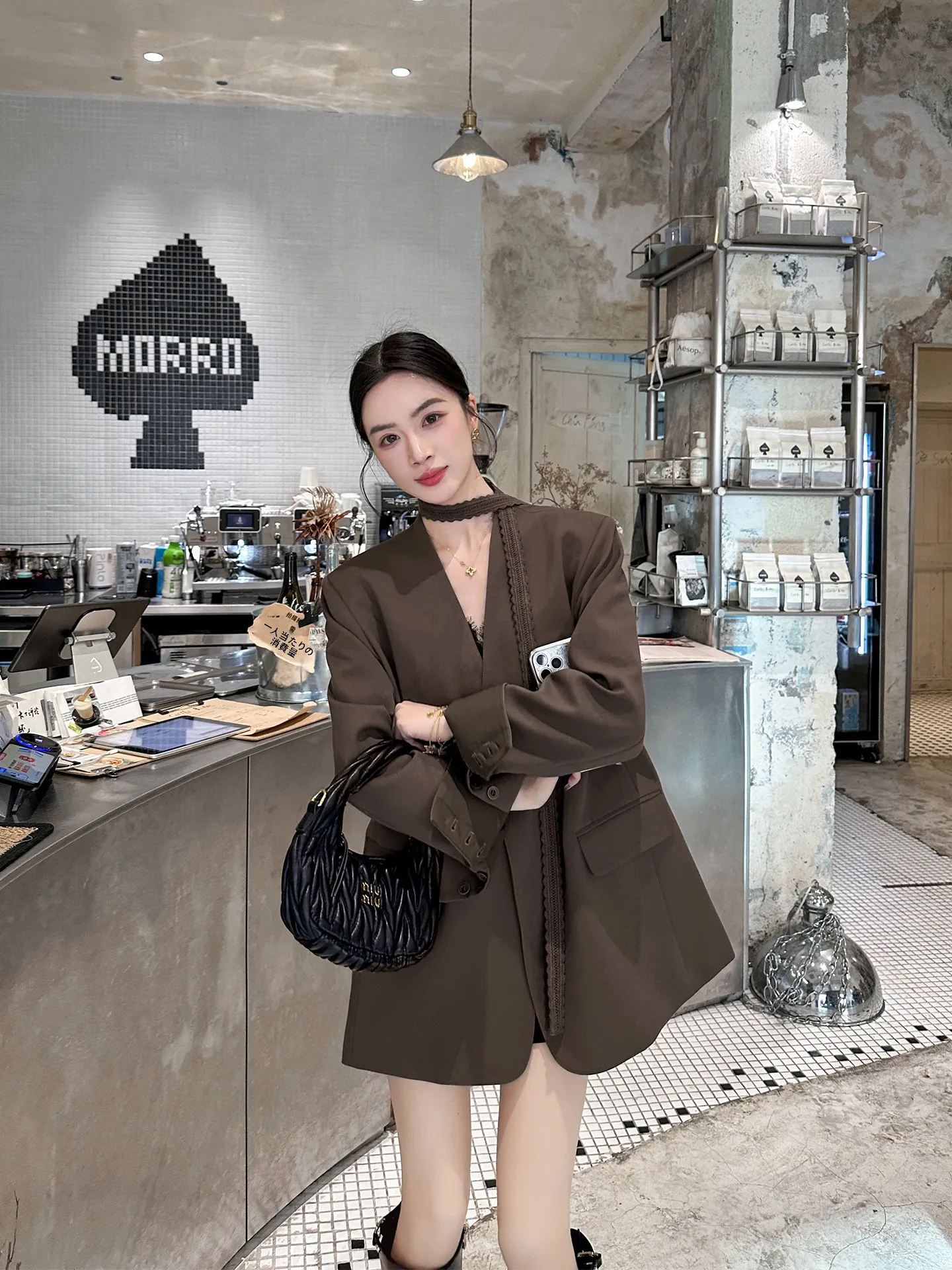 

Binguo Coffee-Colored Vintage Unisex Shoulder Lapel Women's Suiting Jacket Versatile Elegant Style Casual Commute Wear