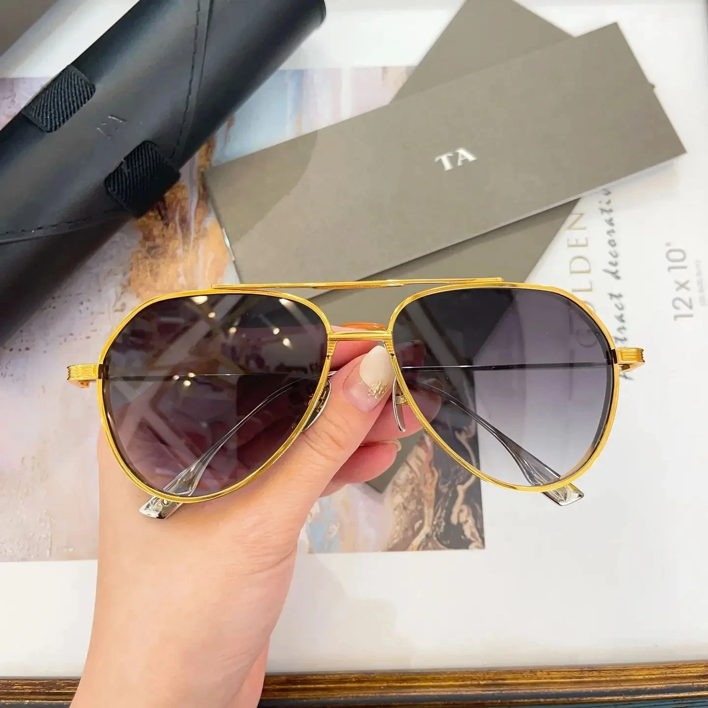 

Authentic For DIYTA DT DTS173 Trendy Oval Alloy Frame Men Women Sun Glasses Luxury Designer Classic Male Couple Eyewear With Box