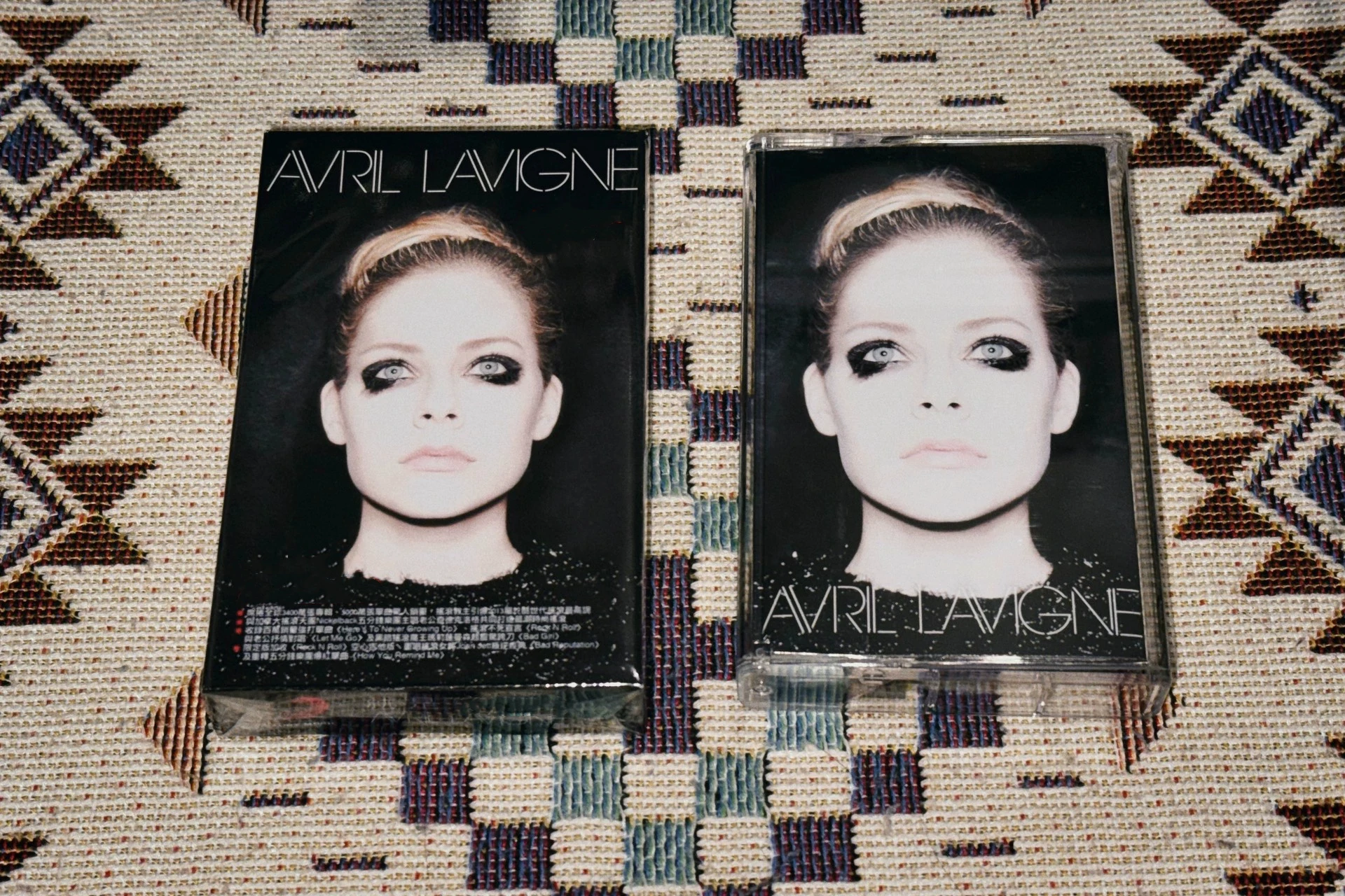 

Pop Rock Avril Lavigne Music Tape Best Collection Album Rock N Roll Cassettes Cosplay Recorder Walkman Car Soundtracks Box Gift