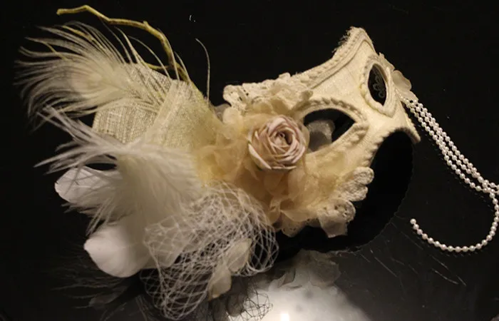 Masquerade Stage Halloween Christmas Singing Singer Live Beautiful Woman Internet Celebrity Masked Fairy Masked Beige