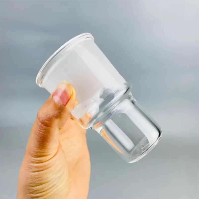 Laboratory fat analyzer supporting sample bottle detection tube sample bottle cup