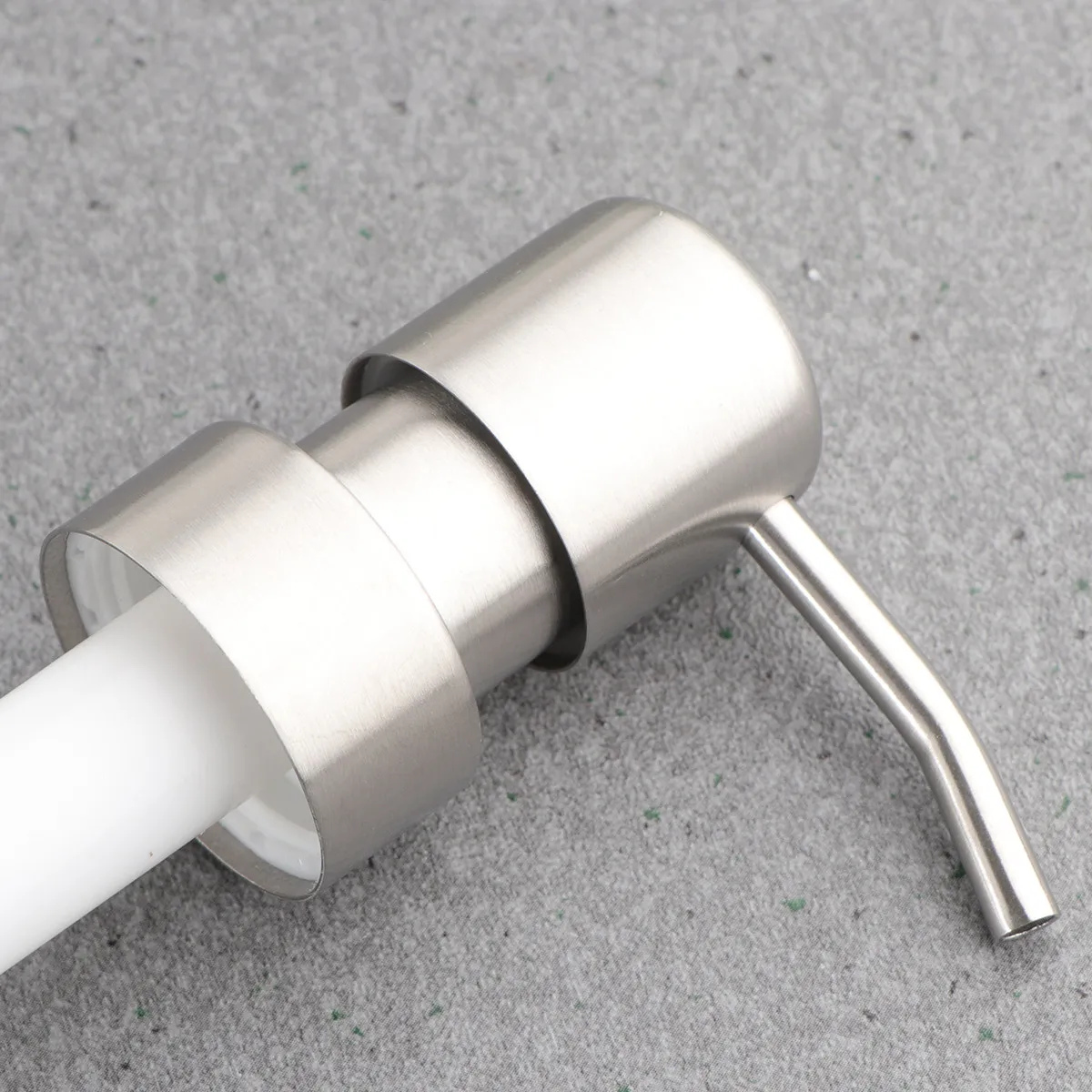 

2 шт. универсальные сменные насосы-дозаторы из нержавеющей стали для жидкого мыла, шампуня, кондиционера, крема, для дома и кухни