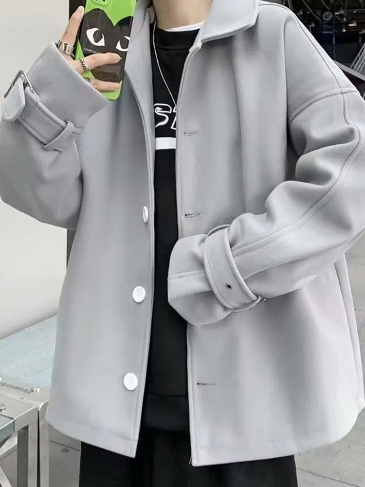 

Мужское зимнее пальто из шерстяной смеси: Аристократический стиль, качество для высшего класса, благородство и привилегии.