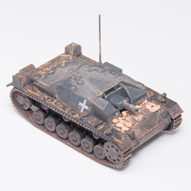 

1:72 Scale Plastic German Type III Assault Gun A Tank Model Militarized Combat Track Type Classics Toy Adult Gift Static Display