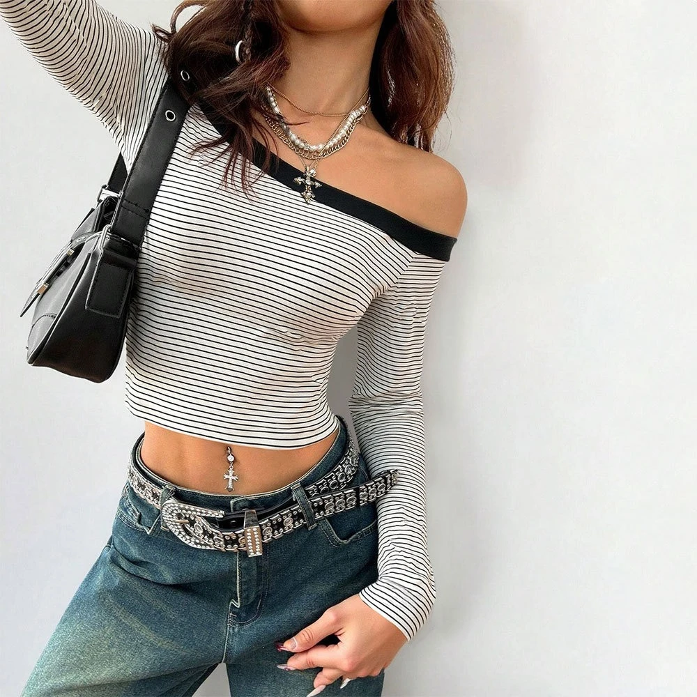

Striped Slanted Shoulder Long-sleeved T-shirt Women's Autumn Inner Fit Slim and Thin Sexy Off-shoulder Short Top