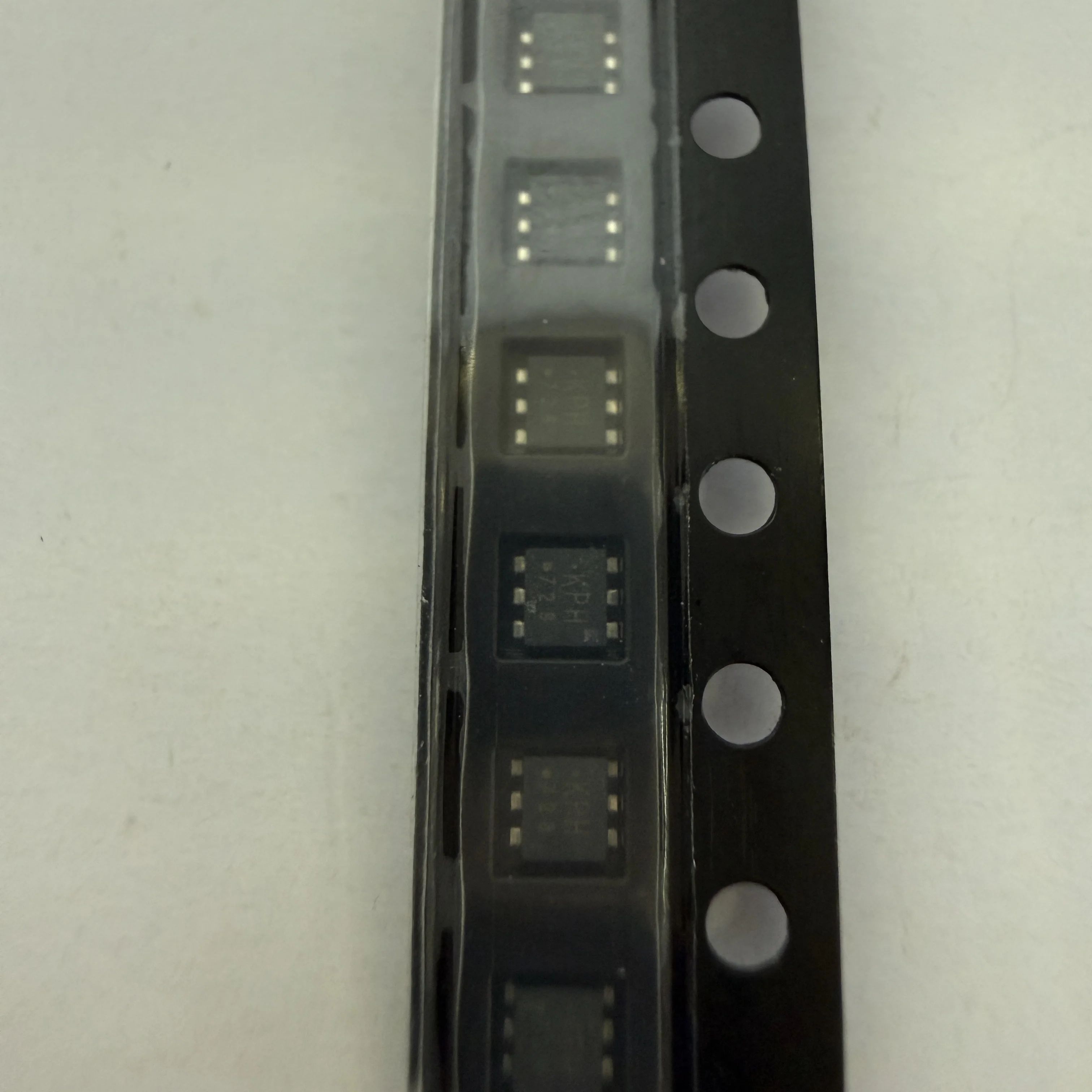 10PCS/LOT SSM6J412TU,LF (MOSFETs) New and original
