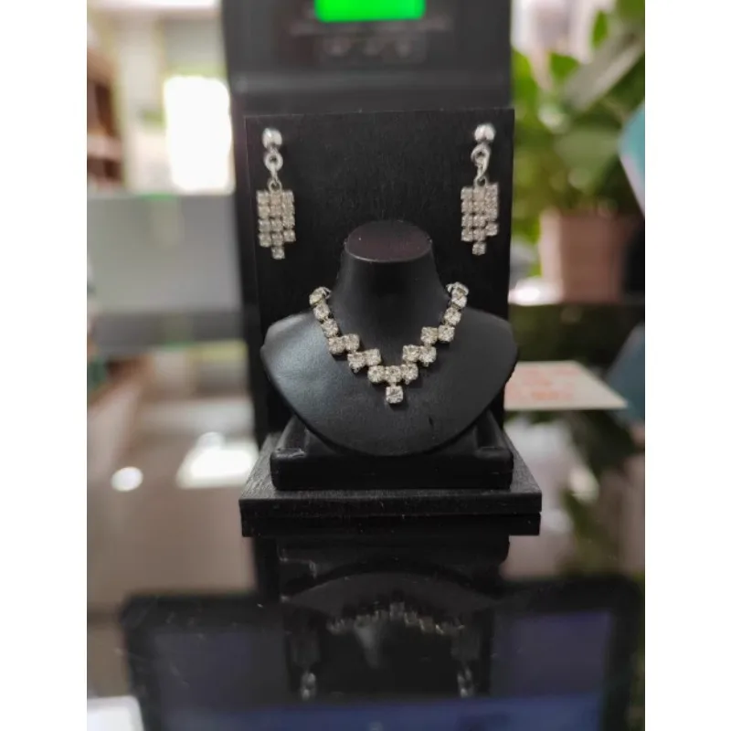 Need 15 days process time New Handmade Toy rings necklace Crystal diamond accessories for your 1/6 scale BB FR FR2 dolls BBMOD3