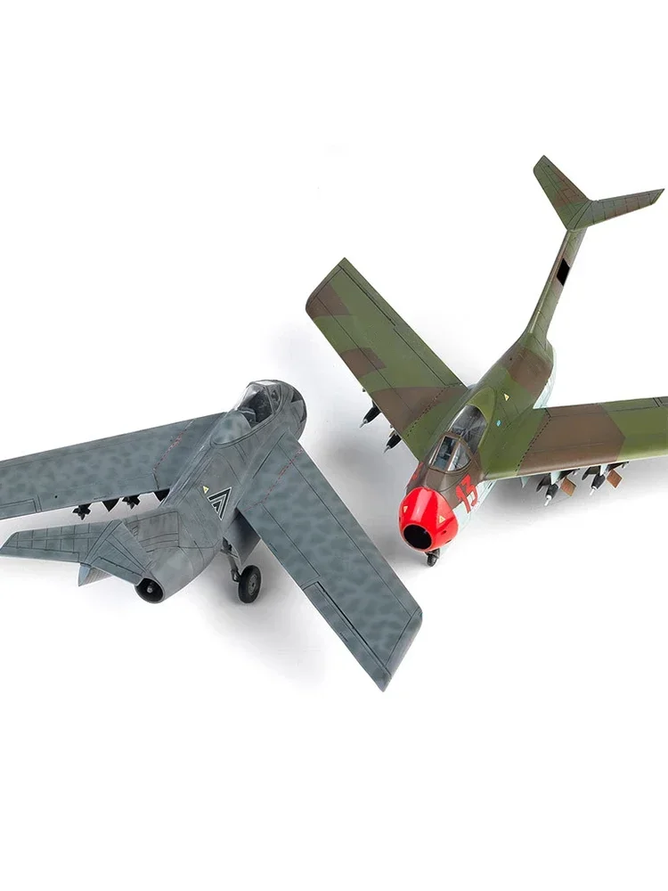 Modelo de montagem da Academia 1/48 12327 Focke-Wulf Ta 183 Kit de modelo em escala de aeronave Huckebein