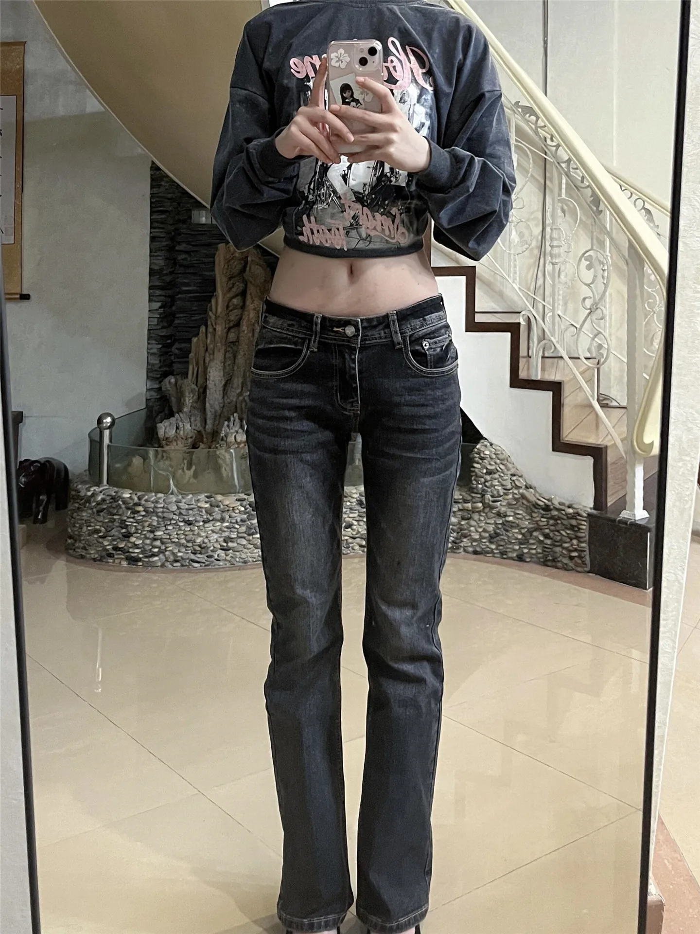 

Ретро-джинсы клеш в американском стиле, серые с черным, женские, осенне-зимние, удлиненные, для высоких, универсальные, в пол, с эффектом похудения