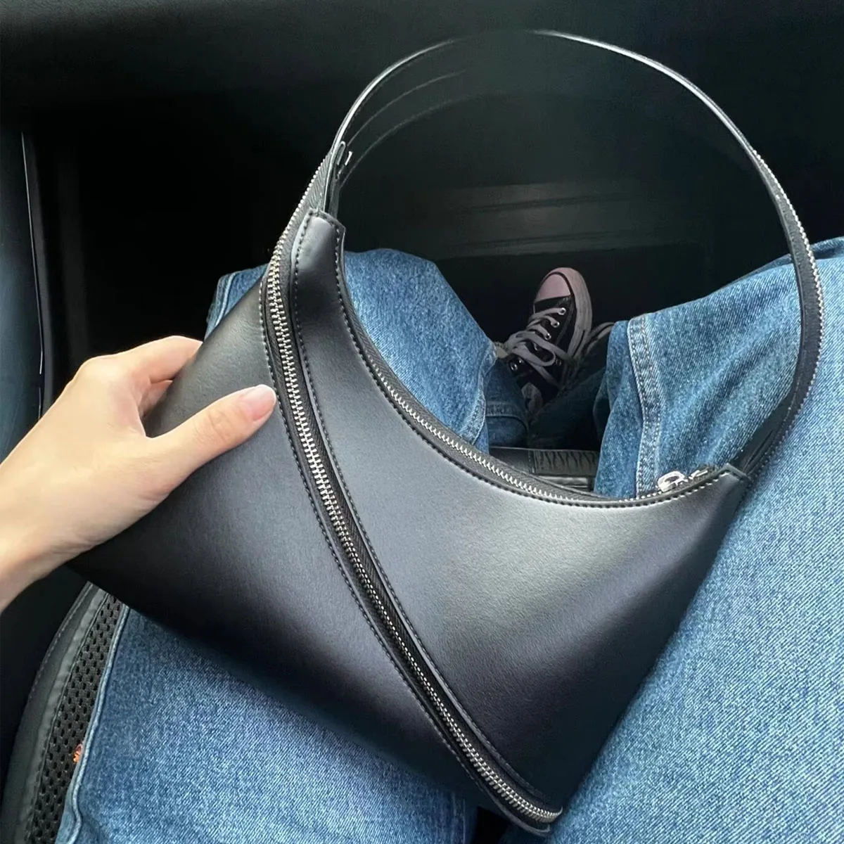 Triangle Geometric Niche Design Armpit Bag Genuine Leather Women's Crossbody Bag Fashion Commuter Handbag Ins Style Minimalist