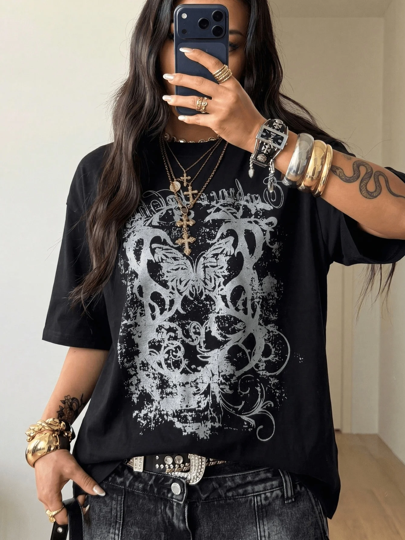 Women'S Retro Gothic Butterfly T-Shirt Distressed Silver-Gray Vine Floral Print Oversized Loose Y2K Casual Short Sleeve Top