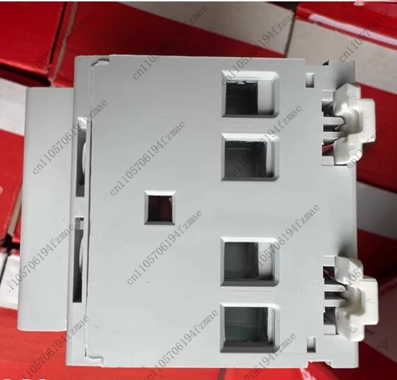 Accessories 04079 Contactor 4P63A