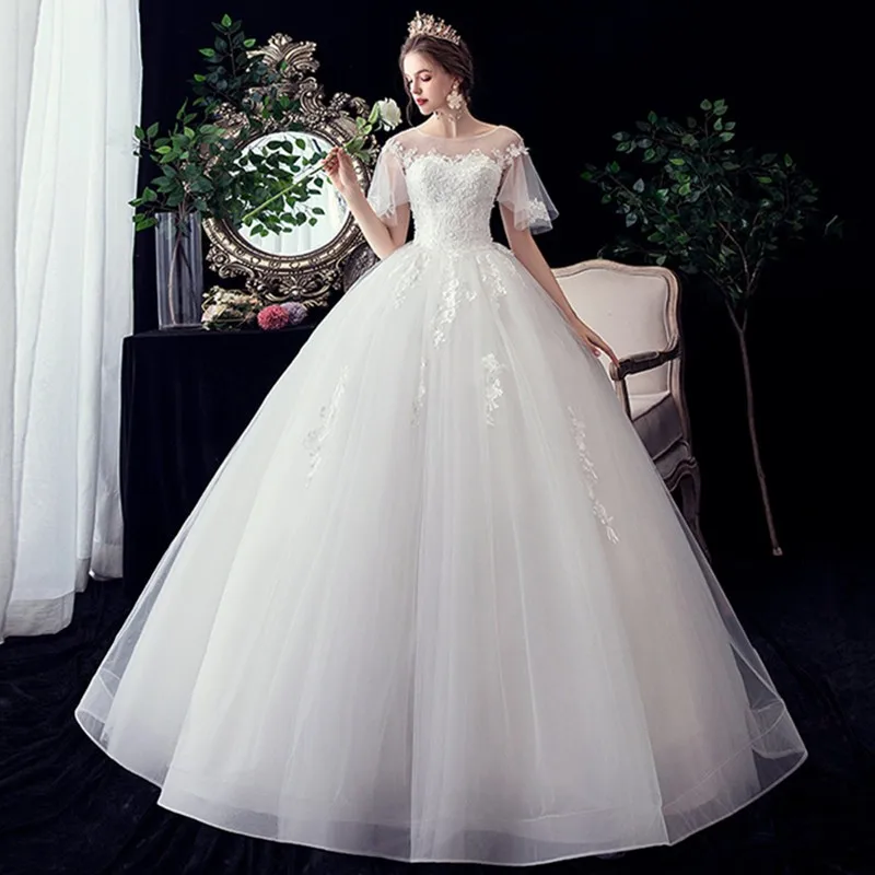 Maniche svasate O Collo Abito da sposa in stile cinese per le donne Bruidsjurk Robe De Mariee Courte Sposa Matrimonio Top Camicetta Abito da ballo