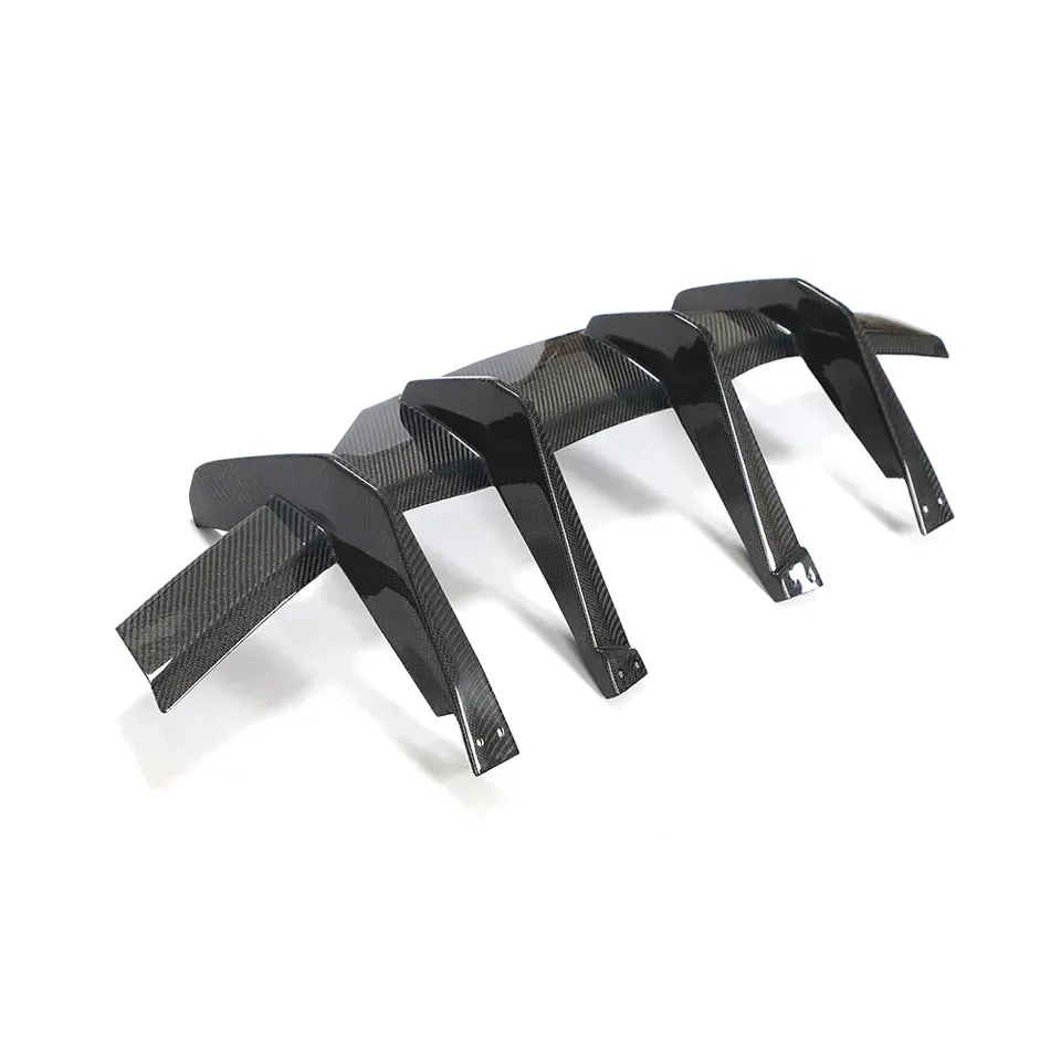 Hot selling：Auto Parts Body Kits Carbon Fiber Rear Bumper Lip Diffuser for Corvette C8 2020 2021