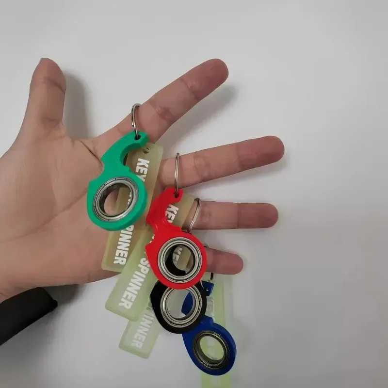American fidget spinner, spin key chain, karambit, metallic texture, personality, trendy toys, small pendants, anti-anxiety toys