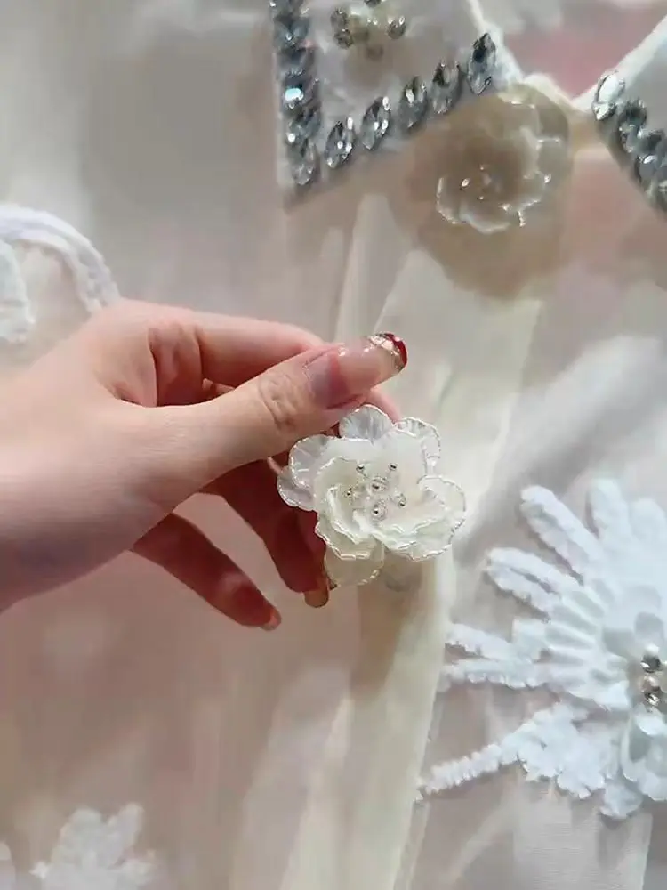 High-end เย็บปักถักร้อยเพชร Stitch ครีมกันแดดเสื้อผู้หญิง 2025 ฤดูใบไม้ผลิฤดูร้อนบางเสื้อสเวตเตอร์ถักเกาหลีเสื้อผ้ายอดนิยม