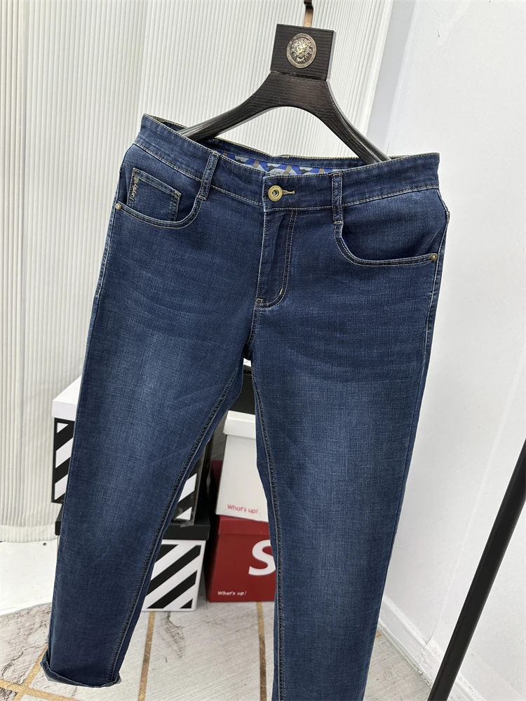 

Men's Comfortable Cotton Stretch Straight Leg Jeans Classic Casual Pants Spring New Faion Simple Design Tagl Clothing